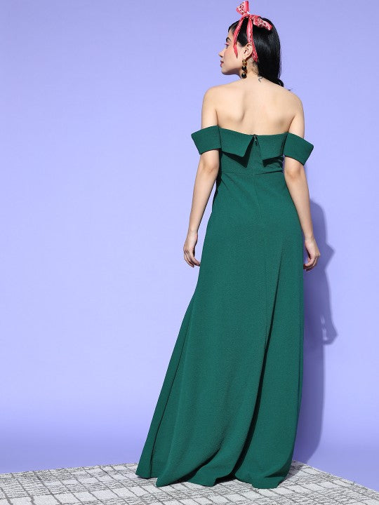 Women Gorgeous Green Solid Elevated Gown (Berrylush)