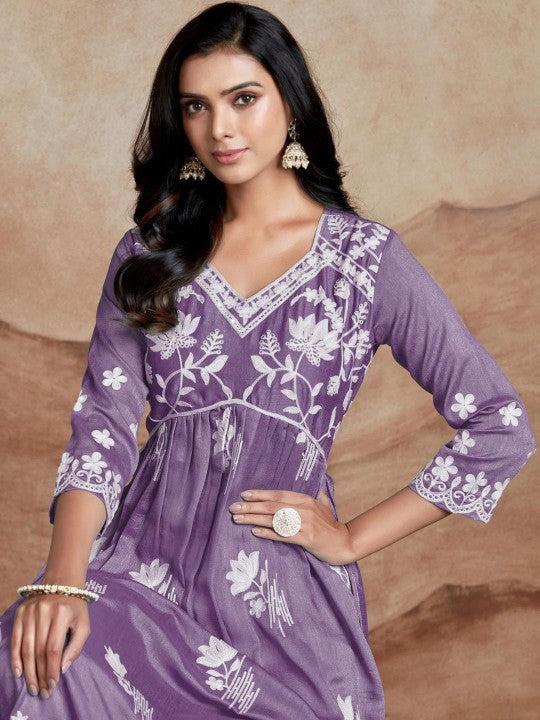 Women Chikankari Embroidery Kurta