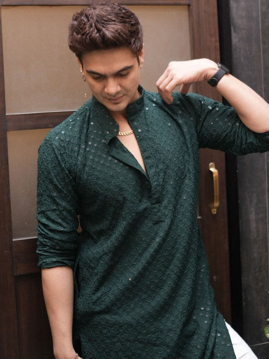 Geometric Embroidered Chikankari Kurta