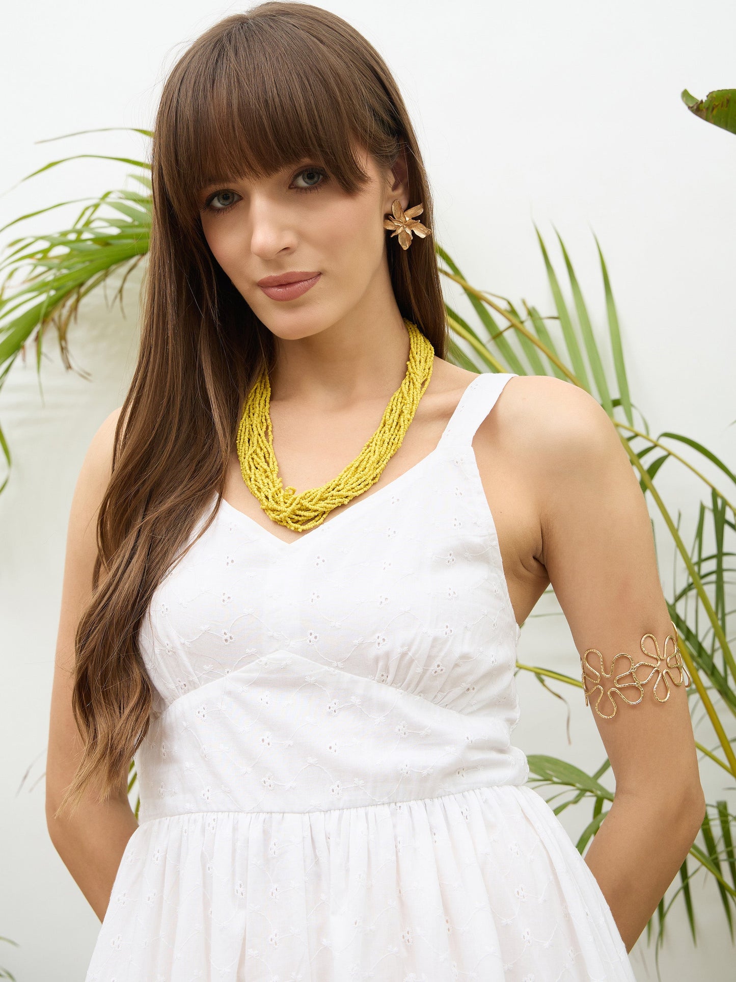 Women White Sweatheart Neck Strappy Maxi Dress