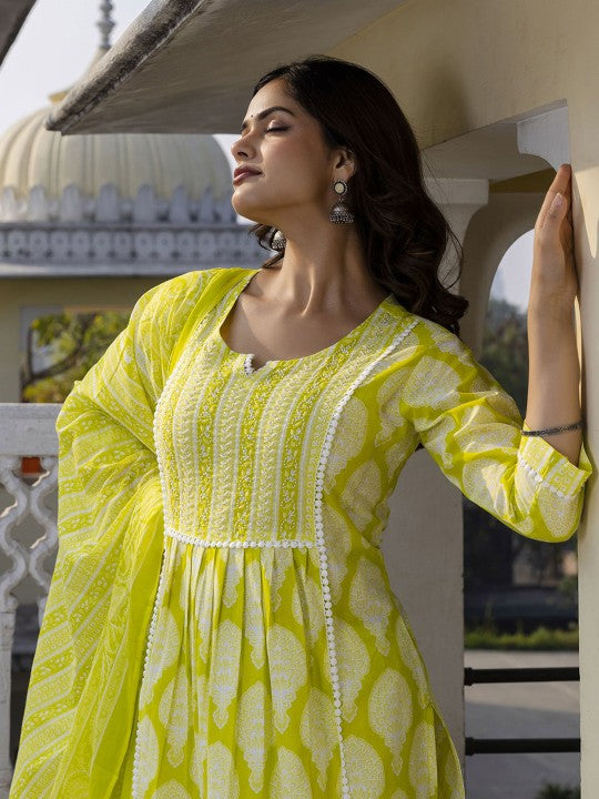 Floral Printed Beads & Stones Pleated Pure Cotton Kurta with Trousers & Dupatta