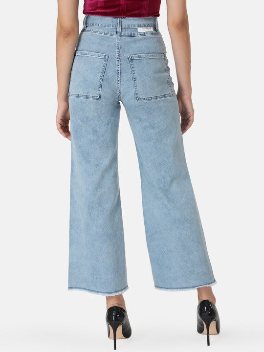 Women High-Rise Light Fade Jeans (1)