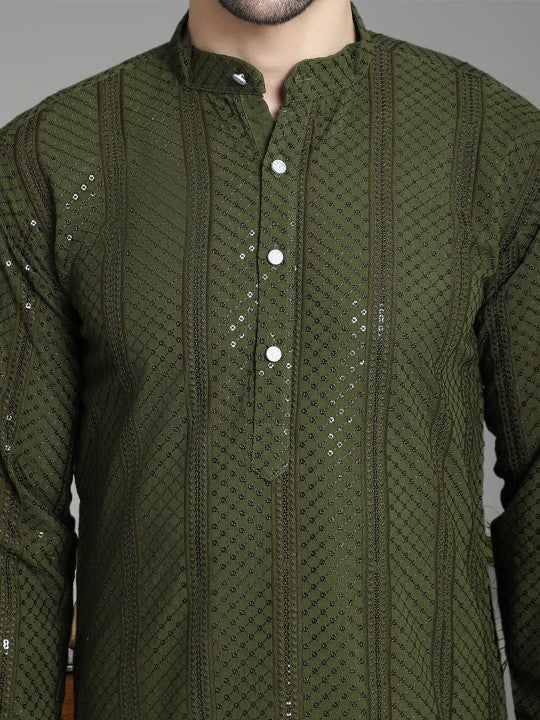 Men Embroidered Flared-Sleeves Thread-Work Kurta