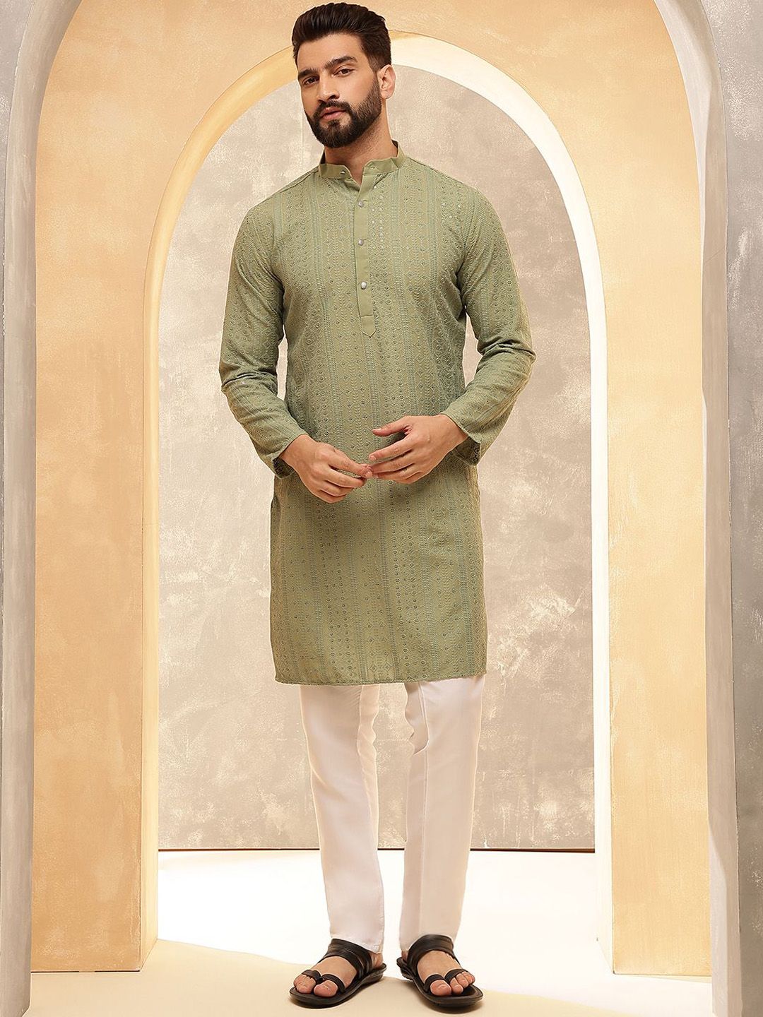 Green Geometric Embroidered Sequinned Band‑Collar Straight Kurta