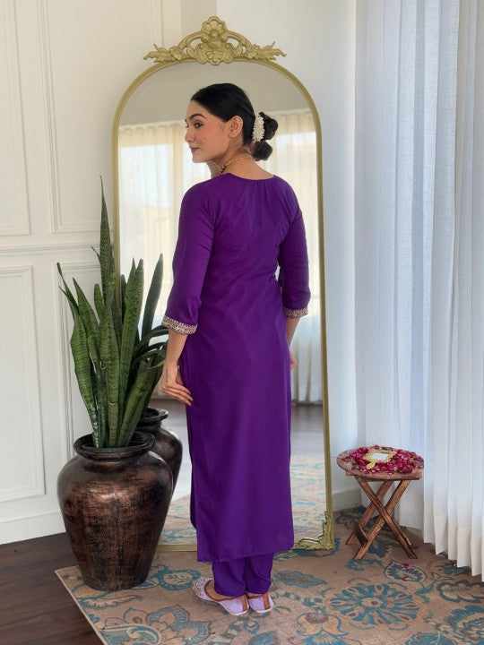 Floral Embroidered Sequinned Straight Kurta with Trouser & Dupatta