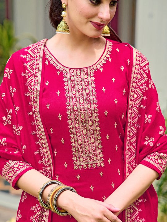 Floral Embroidered Regular Sequinned Straight Kurta with Trousers & Dupatta