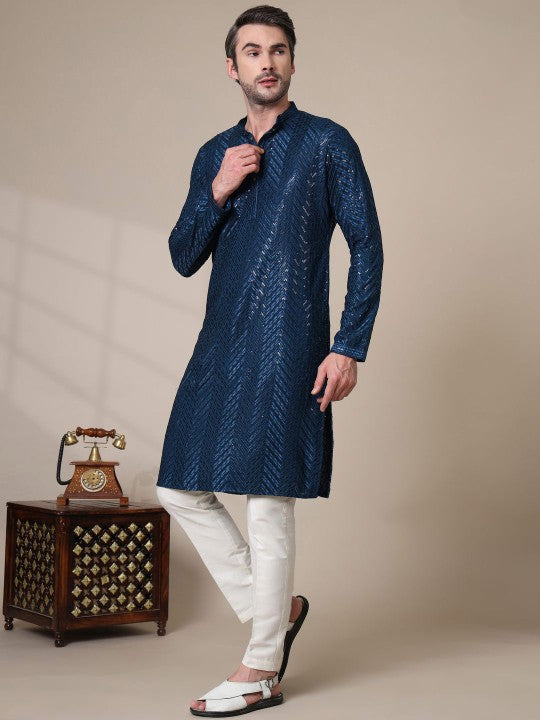 Men Geometric Embroidered Chikankari Kurta