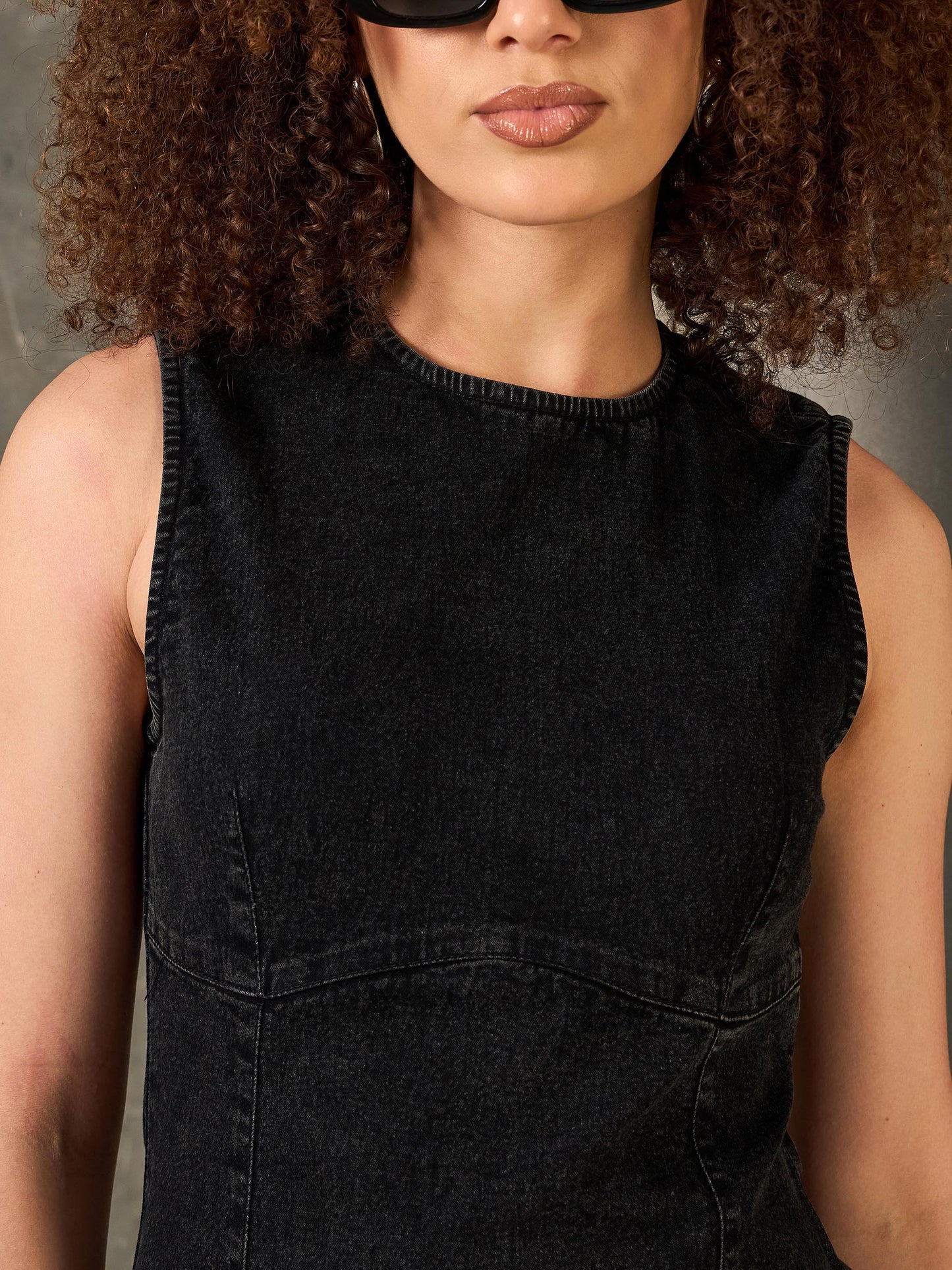 Women Black Washed Denim Sleeveless Short Dress