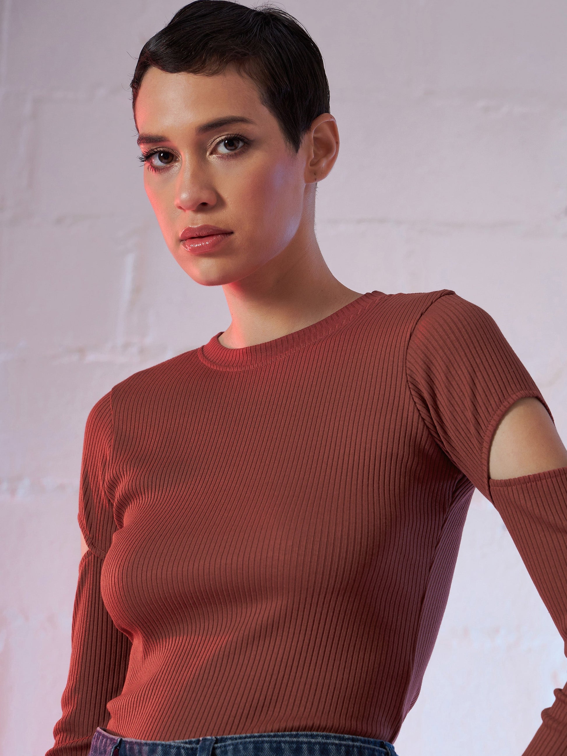 Rust Bicep Cut Out Rib Top-SASSAFRAS