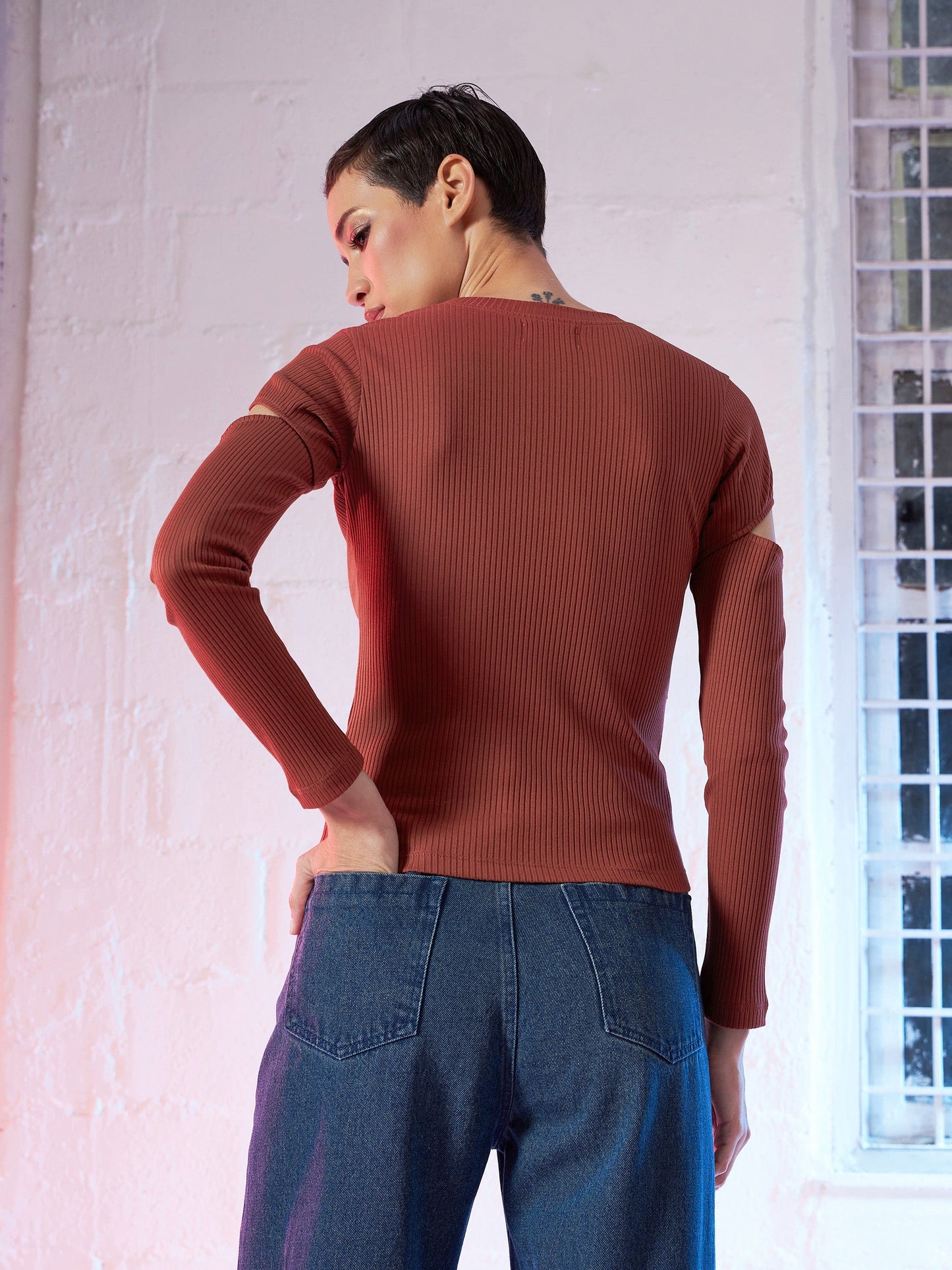 Rust Bicep Cut Out Rib Top-SASSAFRAS
