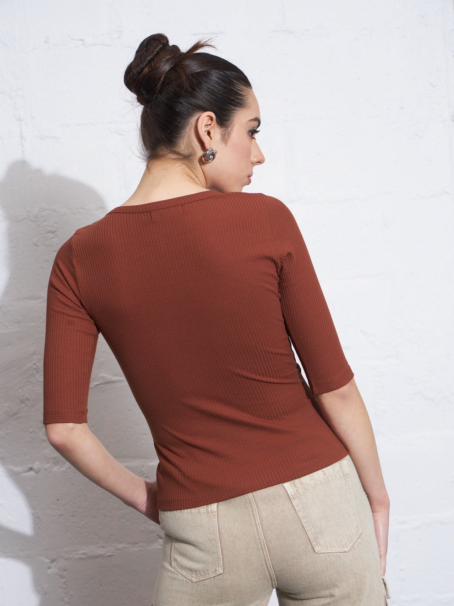 Rust Rib Keyhole Neck Top-SASSAFRAS