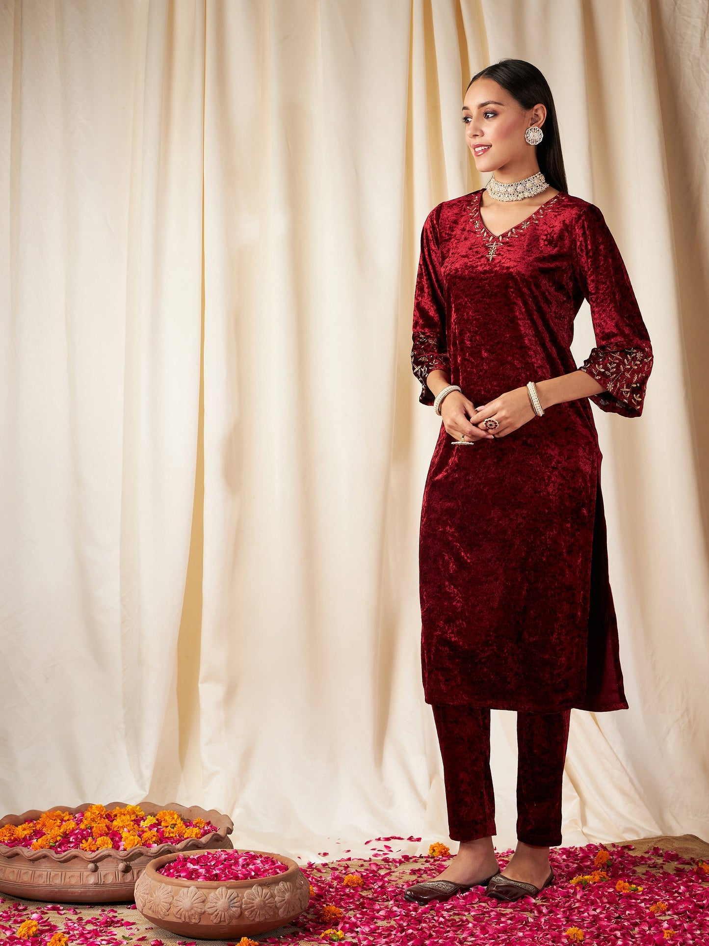 Maroon  Velvet Sleeve Embroidered Straight Kurta-Shae by SASSAFRAS