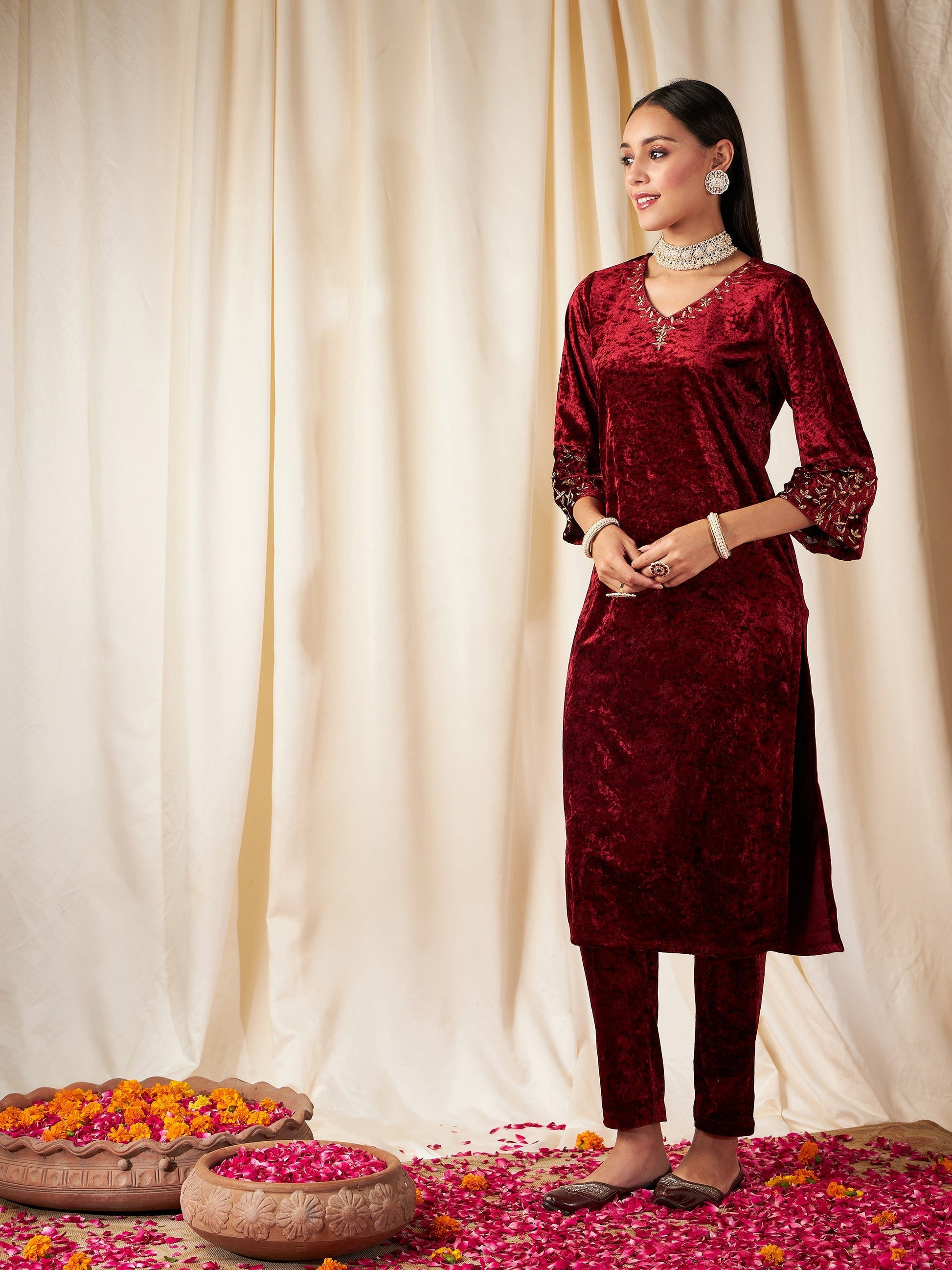 Maroon  Velvet Sleeve Embroidered Straight Kurta-Shae by SASSAFRAS