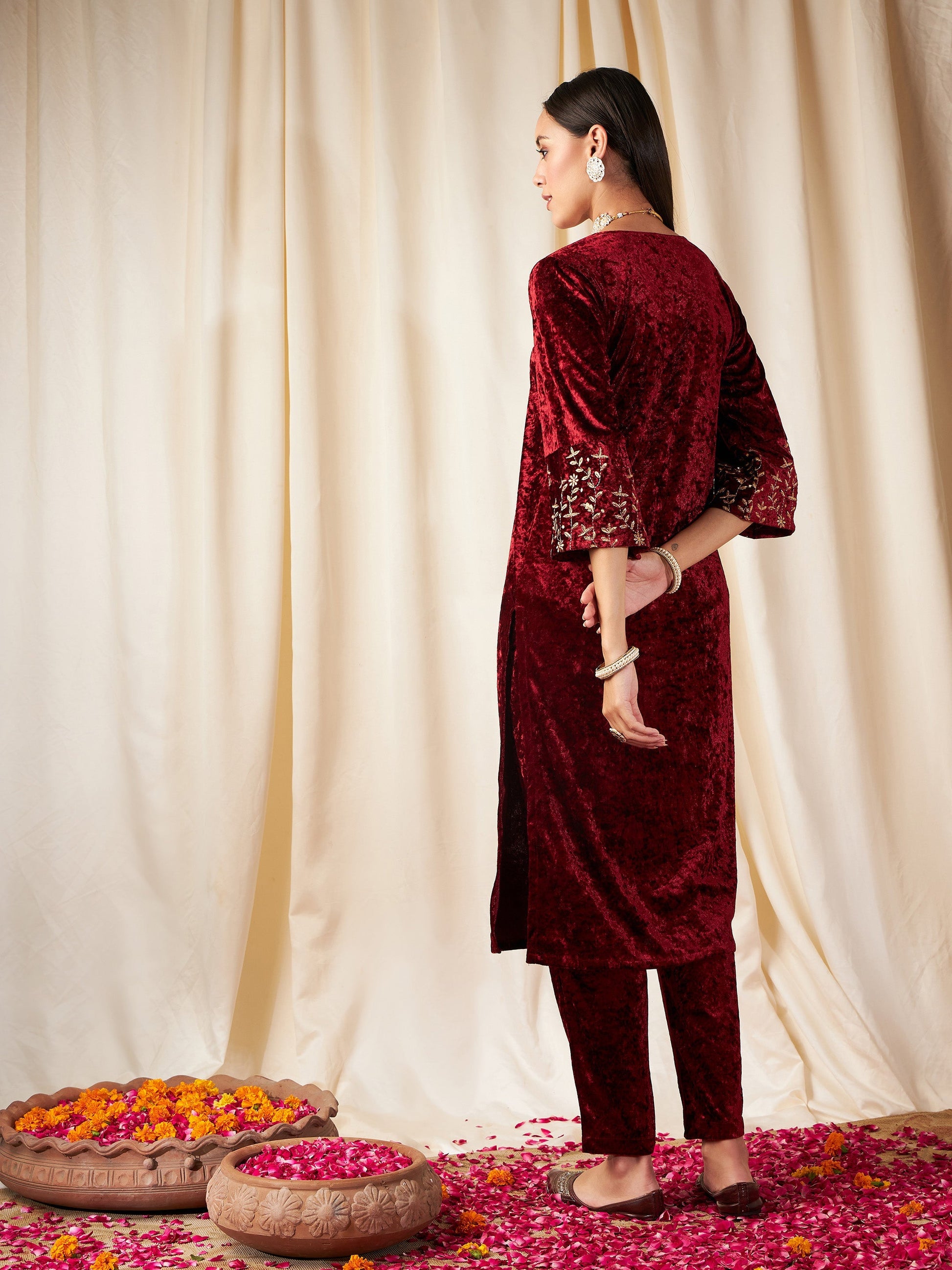 Maroon  Velvet Sleeve Embroidered Straight Kurta-Shae by SASSAFRAS