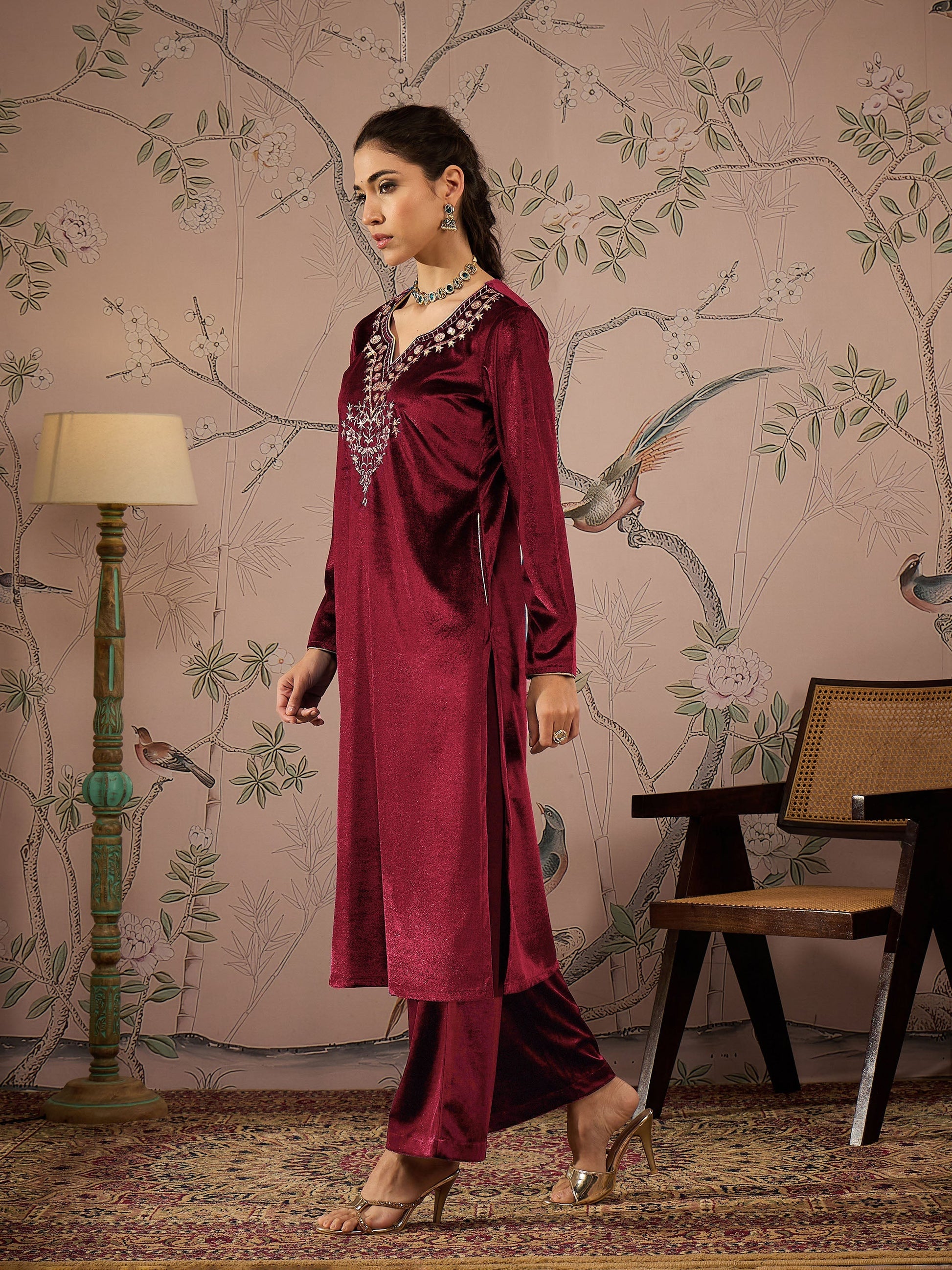 Maroon Velvet Full Sleeves Embroidered Straight Kurta-Shae by SASSAFRAS