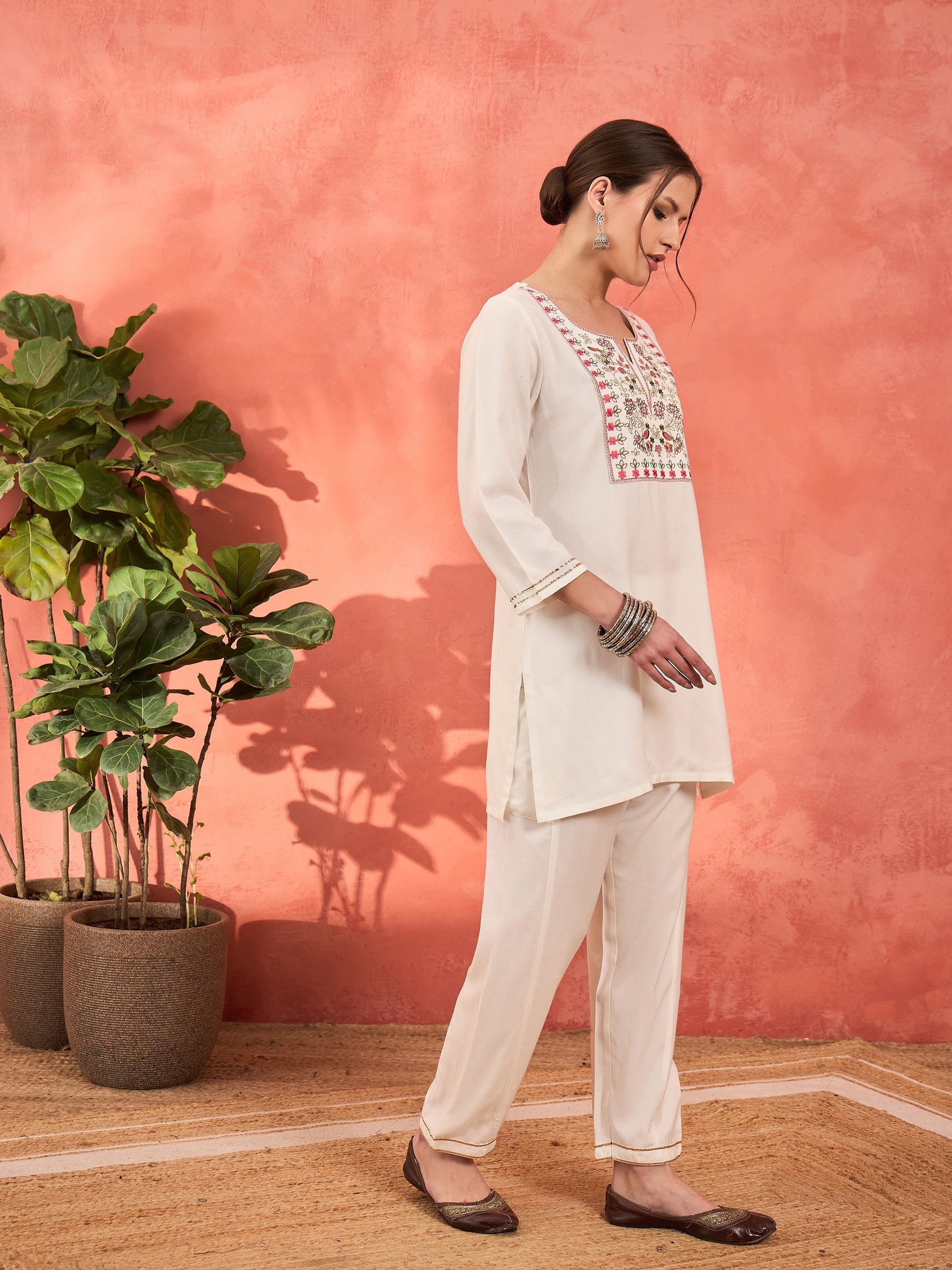 White Rayon Embroidered Short Kurta With Salwar-Shae by SASSAFRAS