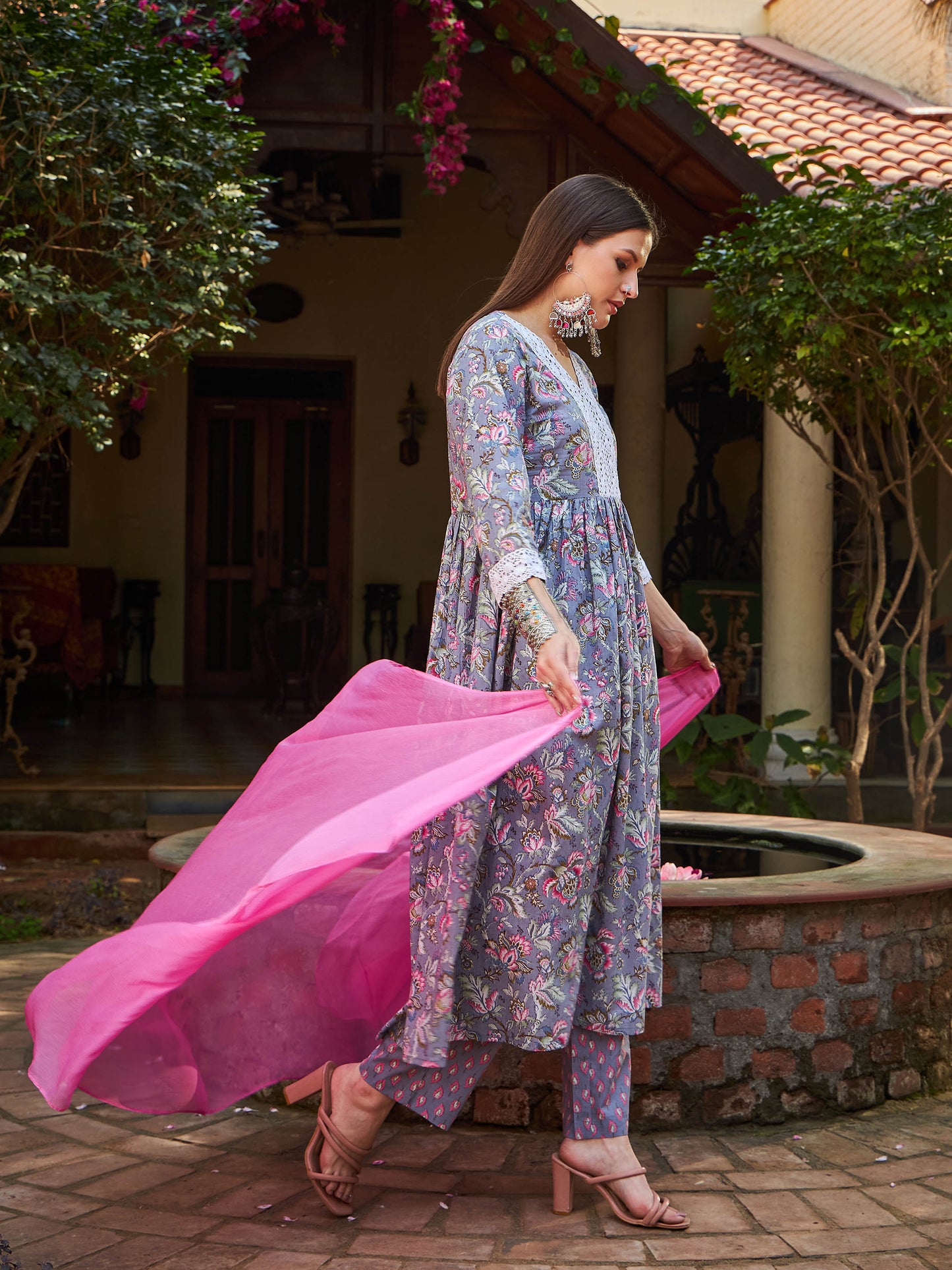 Grey Floral Gathered Kurta With Pencil Pants & Dupatta-Shae by SASSAFRAS