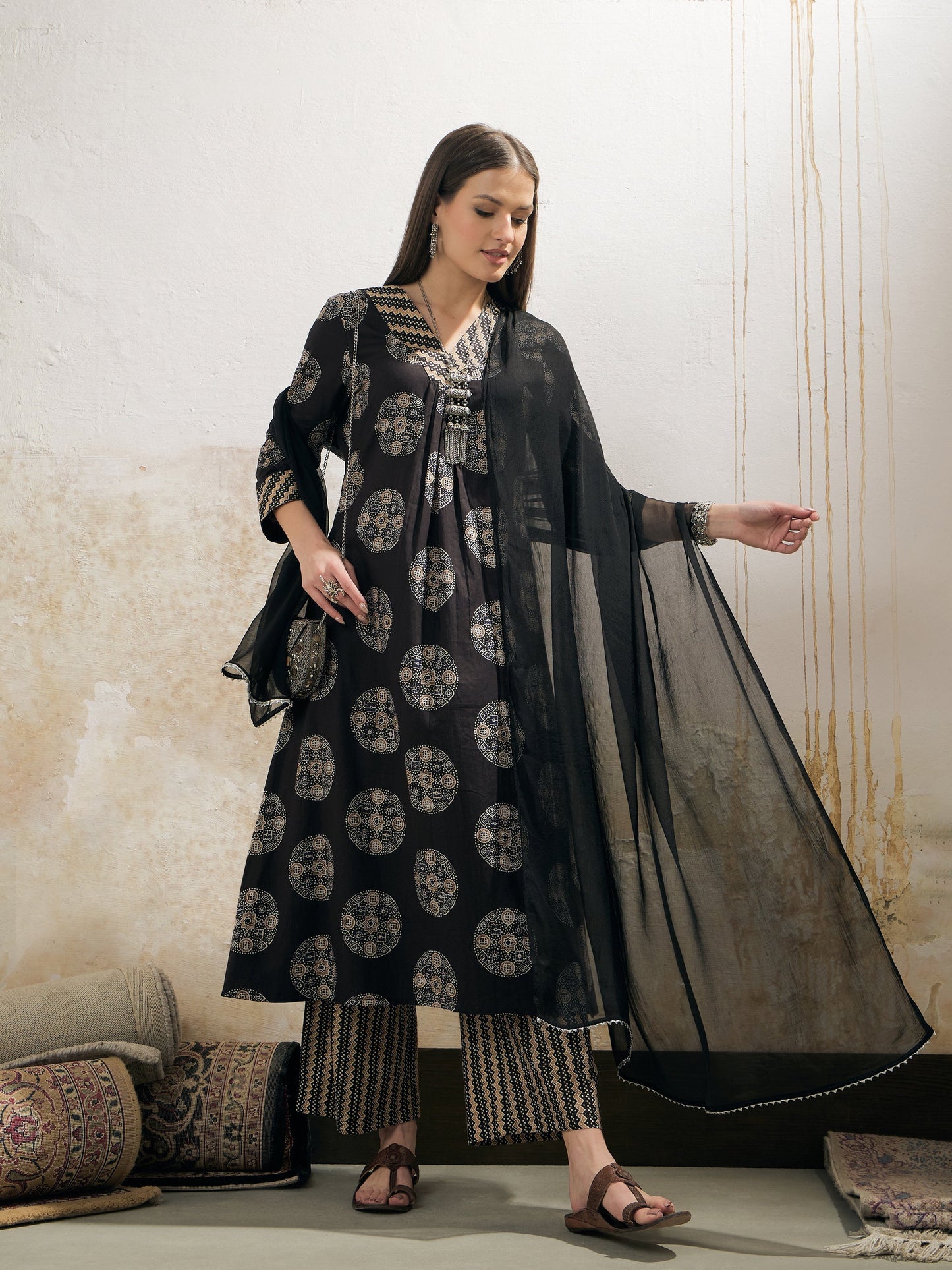Black Geometric Print V Neck Kurta With Pencil Pants & Dupatta-Shae by SASSAFRAS