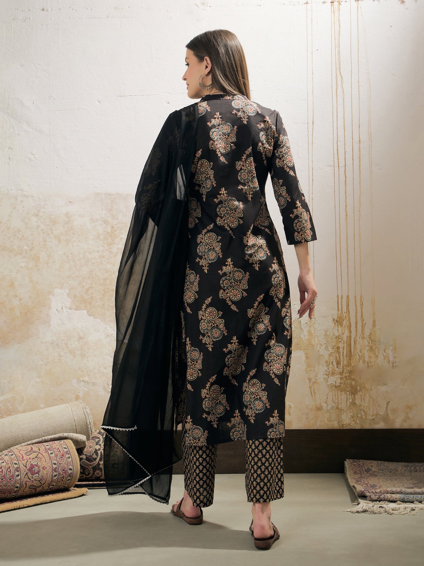 Black Floral Straight Kurta With Pencil Pants & Dupatta-Shae by SASSAFRAS