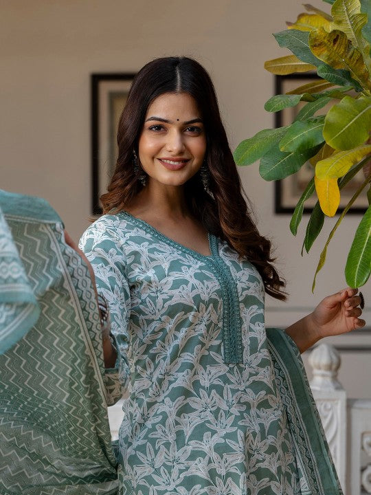 Floral Yoke Design Aari Work V‑Neck Pure Cotton Kurta with Trousers & Dupatta