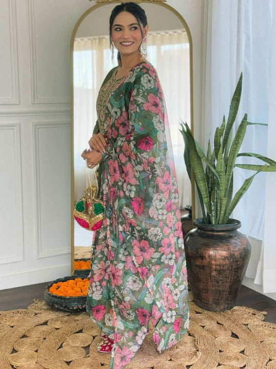 Women Floral Embroidered Regular Chikankari Kurta with Trousers & Dupatta