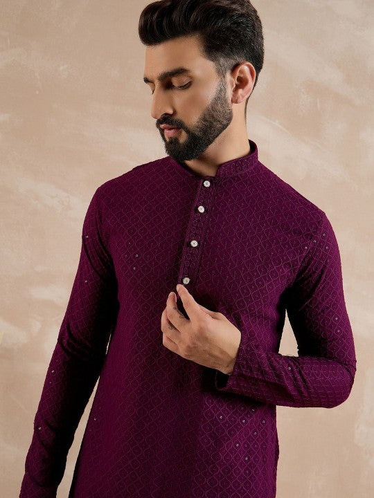 Geometric Embroidered Mandarin Collar Sequinned Straight Kurta