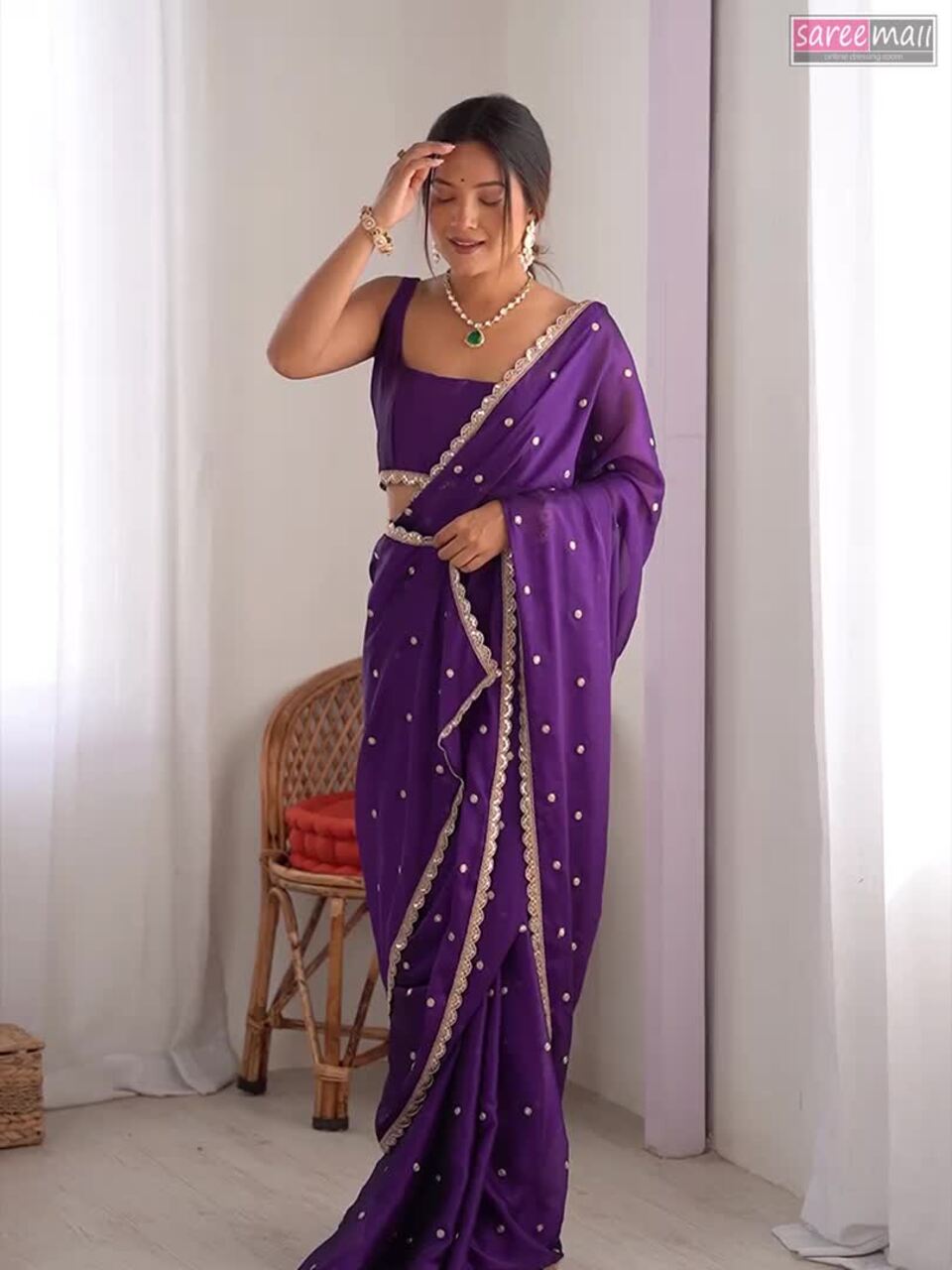 Saree Mall Floral Sequinned Pure Georgette Saree