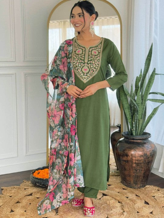 Women Floral Embroidered Regular Chikankari Kurta with Trousers & Dupatta
