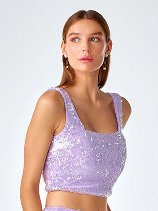COVER STORY Floral Embellished Crop Top